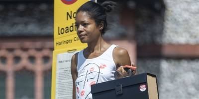 Naomie Harris Dishes On Where Moneypenny Is in 'No Time To Die' - www.justjared.com - London - county Harris