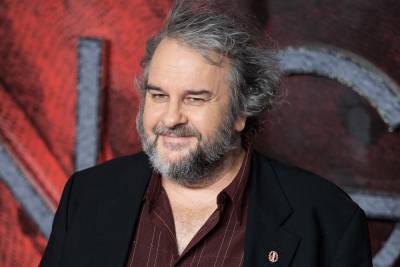 Peter Jackson pays touching tribute to Lord of the Rings star Sir Ian Holm - www.hollywood.com