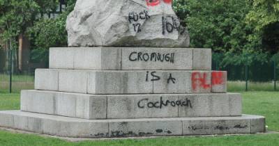 An Oliver Cromwell statue in Wythenshawe has been vandalised with the words 'cockroach' and 'f*** racist' - www.manchestereveningnews.co.uk - Manchester - county Bristol - George - Floyd
