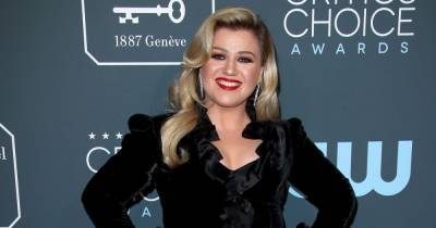 Kelly Clarkson Says There’s ‘No Greater Gift Than Being a Mama’ Less Than 2 Weeks After Splitting From Brandon Blackstock - www.usmagazine.com - USA