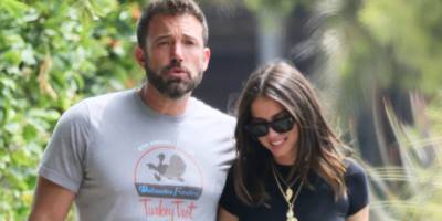 Ana de Armas Reunites With Ben Affleck After Father's Day For Walk With Her Dog - www.justjared.com - Los Angeles