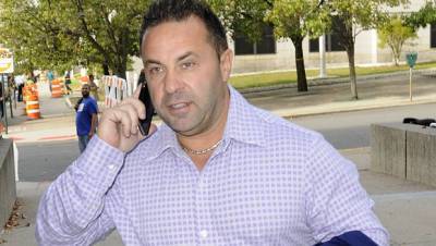 ‘RHONJ’s Joe Giudice Claps Back After Hater Says His Daughters Will ‘End Up On The Pole’ - hollywoodlife.com - New Jersey