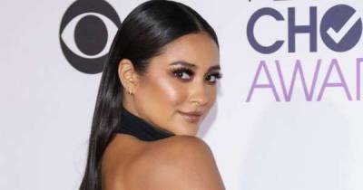 Parenting pro: Shay Mitchell is teaching her daughter to 'love without judgement' - www.msn.com