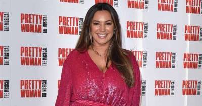 Kelly Brook isn't concerned by lockdown weight gain - www.msn.com