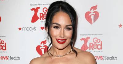 Pregnant Brie Bella Shows Her Baby Kicking at 35 Weeks: Video - www.usmagazine.com - California