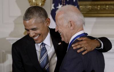Barack Obama Slams Donald Trump’s ‘Shambolic Government’ And Encourages People To Vote For Joe Biden! - celebrityinsider.org