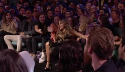 Sofia Vergara Trips And Falls Into The ‘AGT’ Audience After Running Away From Rapper’s Shocking Performance - etcanada.com