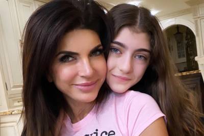 Teresa Giudice’s Youngest Daughter Graduates From Grade 5 And She Already Looks So Grown Up – See The Sweet Post! - celebrityinsider.org - New Jersey