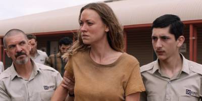 Yvonne Strahovski Wakes Up In A Detention Center in Thrilling 'Stateless' Trailer For Netflix - www.justjared.com - Australia - Afghanistan