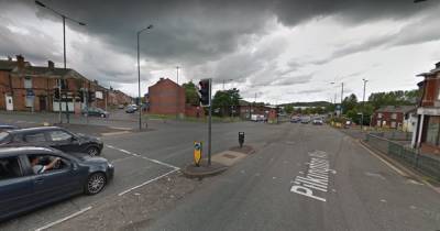 Two people taken to hospital with major trauma injuries after serious crash in Radcliffe - www.manchestereveningnews.co.uk