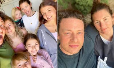 10 of Jamie and Jools Oliver's cutest family photos - hellomagazine.com