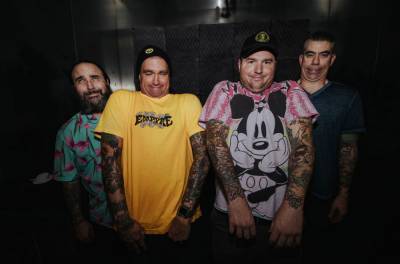 New Found Glory Talk Nostalgic & Romantic Inspiration Behind 'Forever + Ever x Infinity' Cover Art & More During Twitter Q&A - www.billboard.com - Jordan