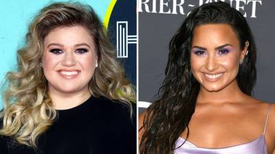 Kelly Clarkson Opens Up About Her Struggle With Depression During A Chat With Demi Lovato - celebrityinsider.org