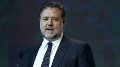 Russell Crowe reveals why he's isolating away from his kids - www.foxnews.com - Australia