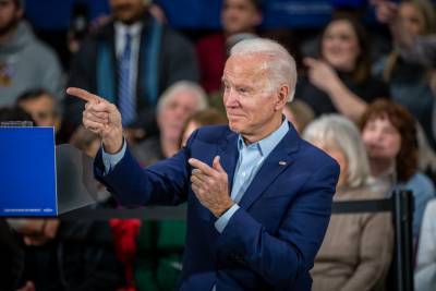 Biden leads Trump among LGBTQ voters, but Trump enjoys support from 1 in 5 LGBTQ people - www.metroweekly.com - county Clinton