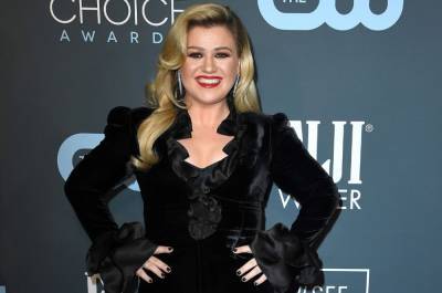 Kelly Clarkson Wins Best Entertainment Talk Show Host at Daytime Emmys - www.billboard.com