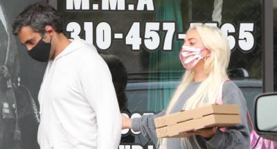 Lady Gaga Wears Metallic-Pink Face Mask While Picking Up Dinner with Boyfriend Michael Polanksy - www.justjared.com - Italy - Malibu