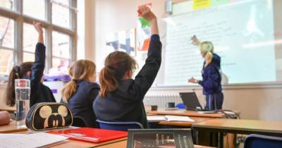 Government unveils 'transformative' schools rebuilding programme over 10 years, with 'substantial investment' earmarked for the north - www.manchestereveningnews.co.uk