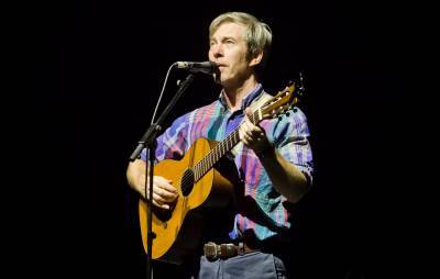 Bill Callahan shares ‘Pigeons’ ahead of new album, ‘Gold Record’ - www.nme.com