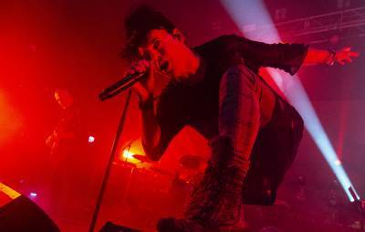 Gary Numan clarifies “fuck those people” response to critics of his planned drive-in gigs - www.nme.com - Britain