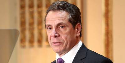 Governor Andrew Cuomo Has 2 Celebrities Thirsting After Him in His Instagram Comments! - www.justjared.com - New York - New York - county Andrew