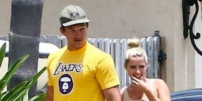 Tyler Cameron Was Spotted Grabbing Pizza with a "Mystery Woman" - www.cosmopolitan.com