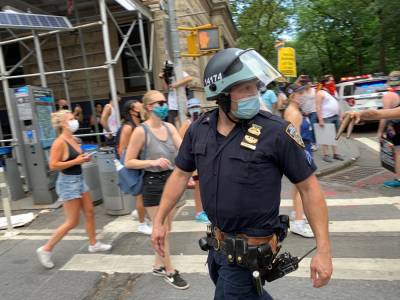 NYPD Attack LGBTQ Peaceful Protestors on Stonewall Anniversary - thegavoice.com - New York - New York