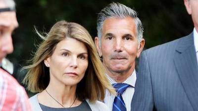 Lori Loughlin and Mossimo Giannulli End Country Club Membership After Feeling 'Pressure' to Leave - www.etonline.com - California