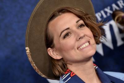 Brandi Carlile Pens Emotional Message About ‘Damaging And Humiliating’ Discrimination Faced When Marrying Wife Catherine Shepherd - etcanada.com - USA - Washington