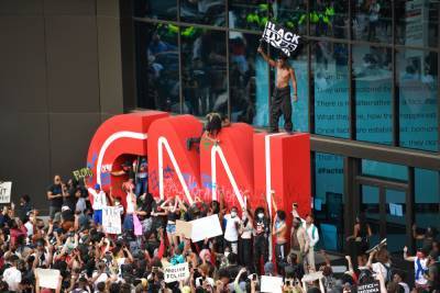 WarnerMedia To Sell CNN Atlanta Headquarters As Parent AT&T Seeks To Slash Debt - deadline.com - Atlanta - city Downtown
