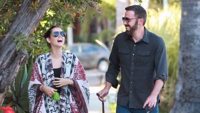 Ben Affleck & Ana de Armas Share Big Laughs on Their Monday Dog Walk - www.justjared.com - Santa Monica