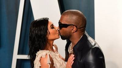 Kanye West congratulates wife Kim Kardashian on ‘becoming a billionaire’ - www.breakingnews.ie - USA