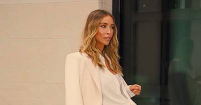 Lauren Pope reveals she’s due to give birth in four weeks and is 'overwhelmed' ahead of first child’s arrival - www.ok.co.uk