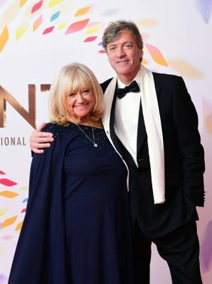 Richard Madeley apologises over domestic violence advice column - www.breakingnews.ie