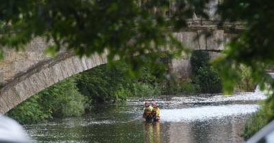 Pollok Park tragedy as police divers recover body of 16-year-old boy from river - www.dailyrecord.co.uk - Scotland