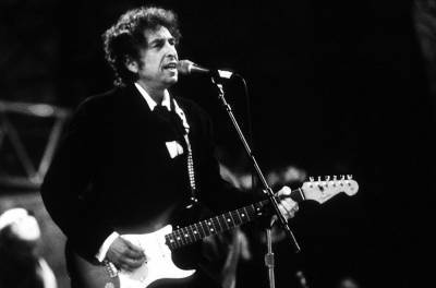 Bob Dylan, Lamb of God & Neil Young Launch in Top 3 Spots on Top Rock Albums Chart - www.billboard.com