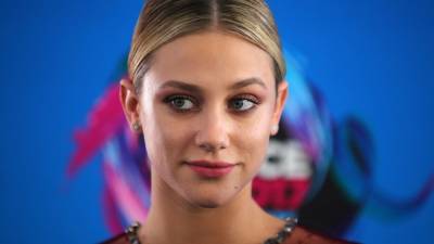 Lili Reinhart apologizes for using topless photo to demand justice for Breonna Taylor's death: 'Truly sorry' - www.foxnews.com - Kentucky