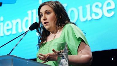 Lena Dunham calls for reparations, defunding police after being called out on Twitter for her privilege - www.foxnews.com