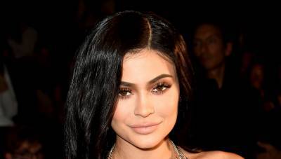 Kylie Jenner Reveals Her New Tattoo & We Think We Know the Meaning! - www.justjared.com