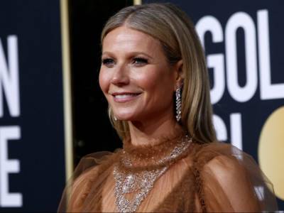 Gwyneth Paltrow maintains youthful glow with painful face roller - canoe.com