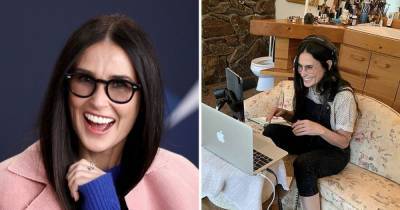 Fans are ‘horrified’ by actress Demi Moore’s ‘bone chilling’ bathroom featuring carpet, sofa and bizarre decorations - www.ok.co.uk