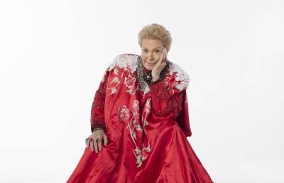 ‘Mucho Mucho Amor’ review: A sweet celebration of iconic TV psychic Walter Mercado - www.metroweekly.com - county San Juan - area Puerto Rico