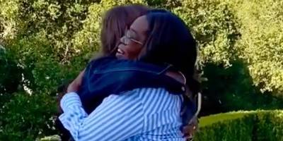 Oprah Winfrey & Gayle King Reunite After Testing Negative for Coronavirus - www.justjared.com