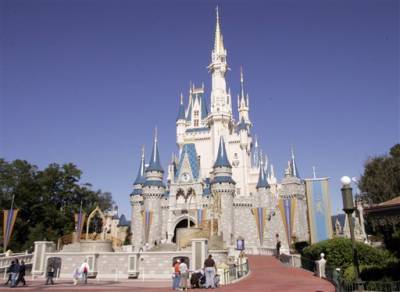 Cinderella’s Castle Paint Gets Mixed Reviews During Its Reveal, Reminding Some Of Archrival Sleeping Beauty - deadline.com