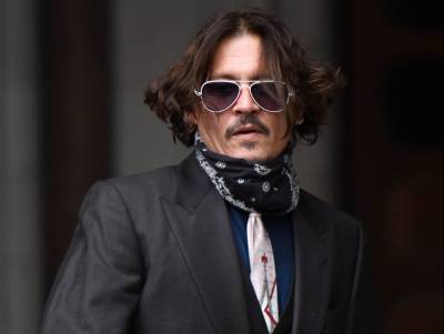 Goofy courtroom sketch of Johnny Depp mocked online - torontosun.com - Britain