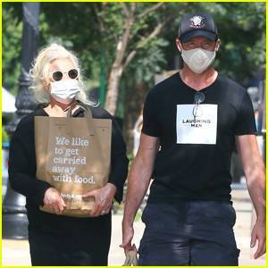 Hugh Jackman & Wife Deborra Lee Furness Go Grocery Shopping Together in NYC - www.justjared.com - New York