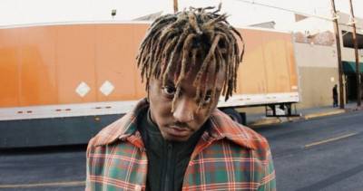 Late rapper Juice WRLD set for highest new entry while Jawsh 685 and Jason Derulo sit tight at the top - www.officialcharts.com - Britain - USA
