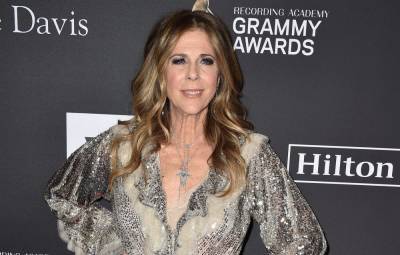 Rita Wilson Opens Up About Cancer Battle, Admits It Was ‘Really, Really Scary’ - etcanada.com