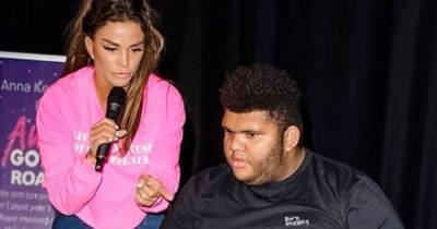 Katie Price confirms Harvey is in intensive care and is 'in the best hands' - www.dailyrecord.co.uk
