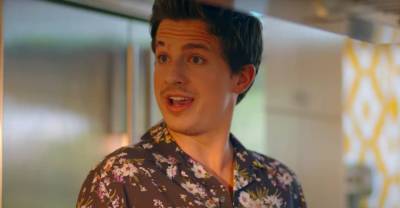 Charlie Puth is hungies for love in his new “Girlfriend” video - www.thefader.com